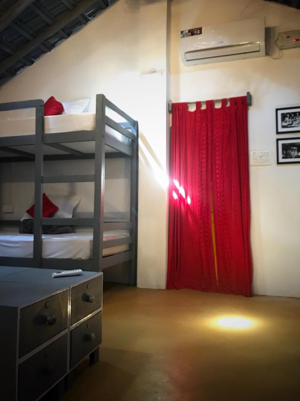 Craft Hostels Anjuna Ngoại thất bức ảnh